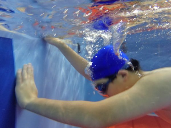 ３日間連続で個別指導教室を開催し 平泳ぎのあおり足の修正 ができちゃいましたー Npo法人アダプティブワールド