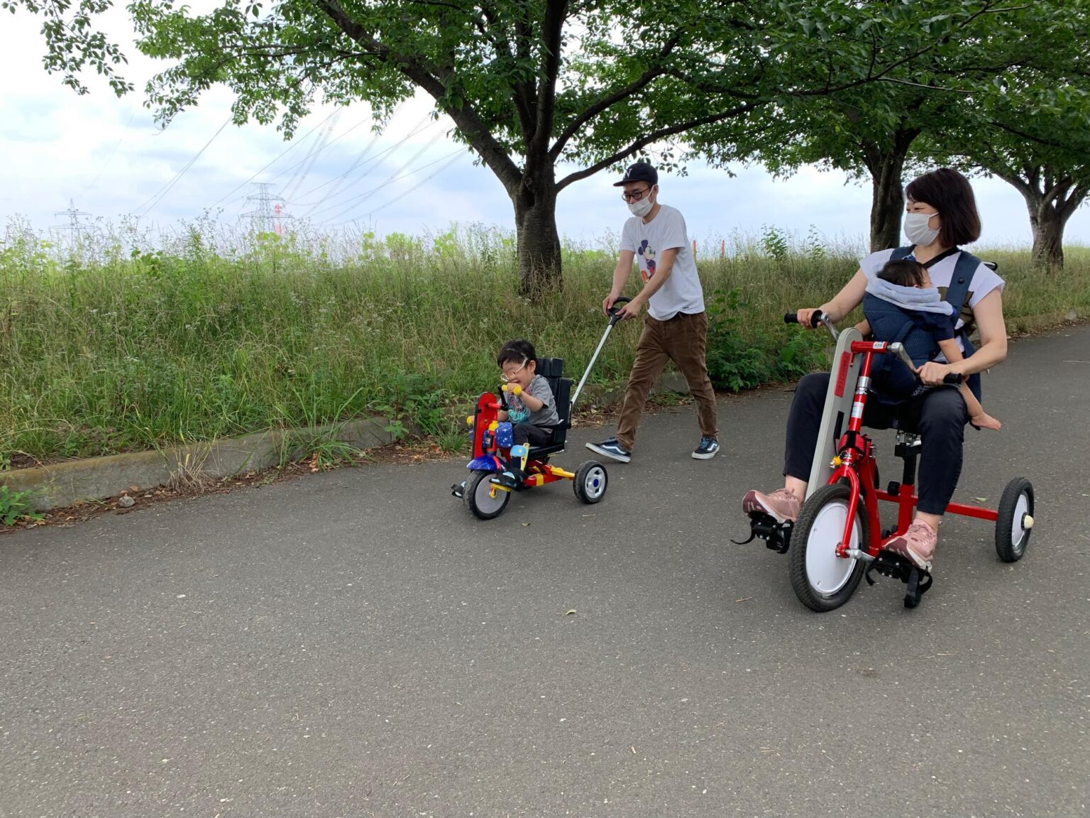 自転車 その 場 で 漕ぐ